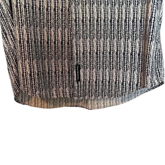 Greg Norman Collection Full Button Down Short Sleeve Shirt Sz. M - Picture 2 of 13